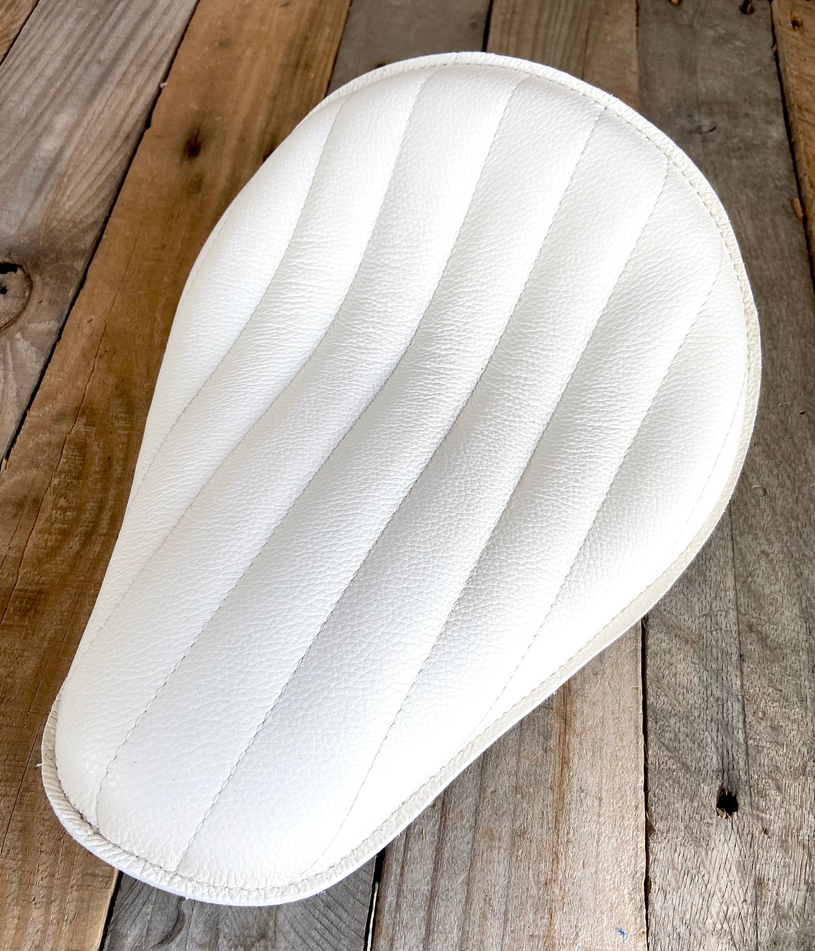 10x13" Seat Chopper Harley Sportster Bobber Bates White Tuck Roll Leather