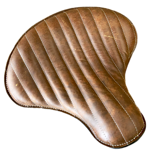 TRIUMPH,BOBBER SEAT,RIDER,QUILTED,ブラウン Triumph Bobber Solo Seat 2017-2025 Tuck Roll Brown Distressed