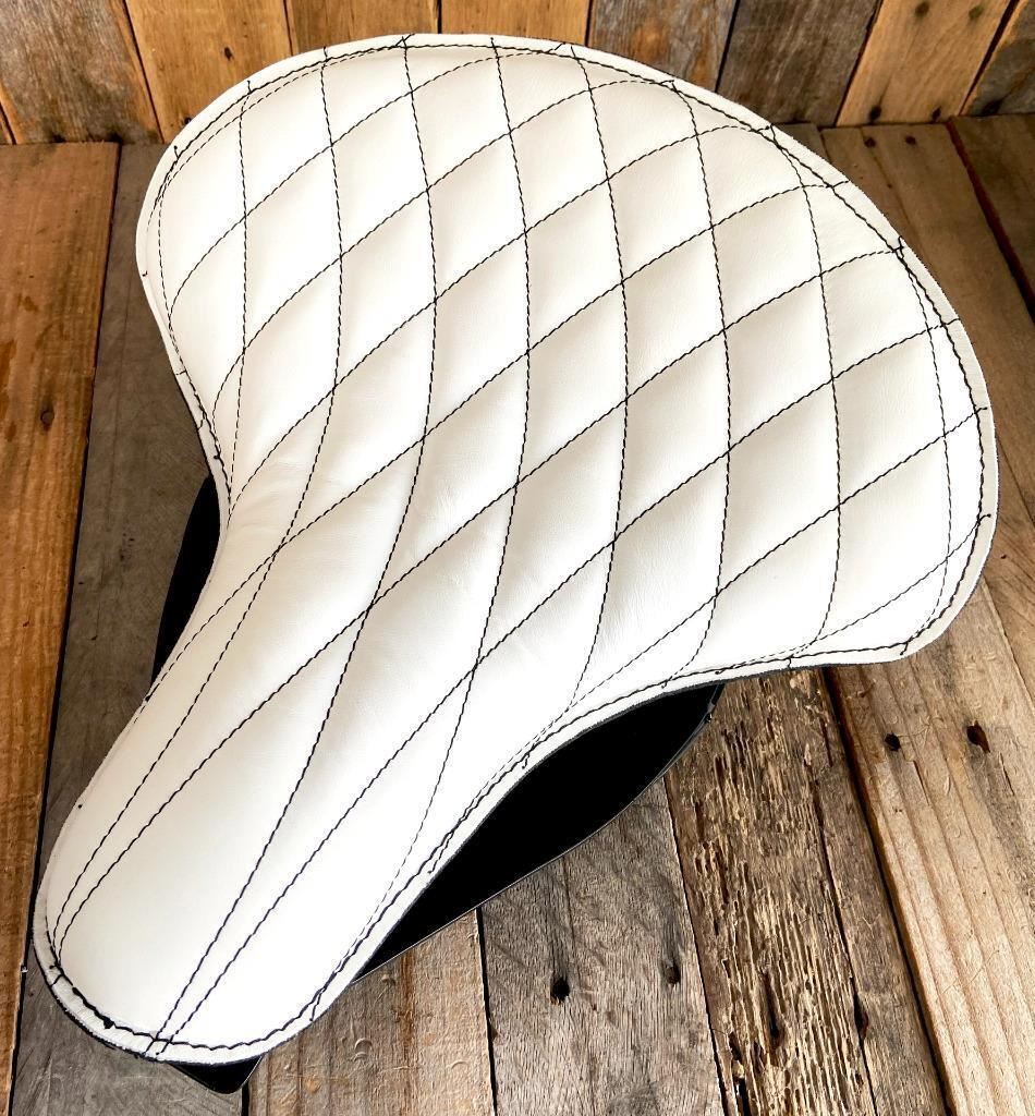 2000-2017 Harley Softail Spring Seat Mounting Kit Tractor White Diamond Leather