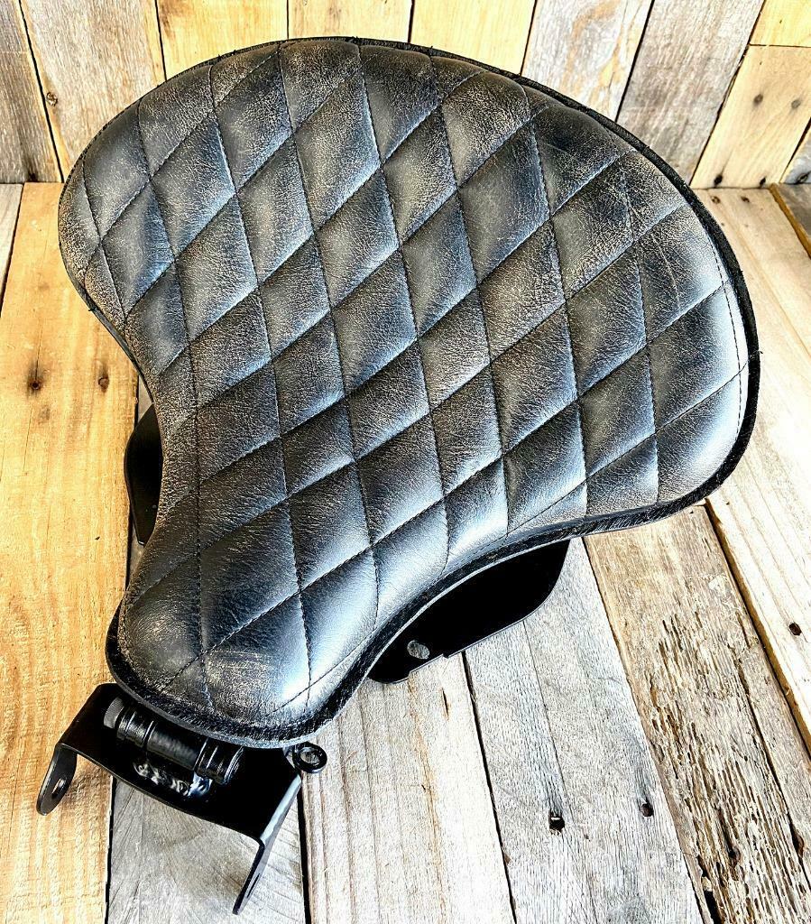 2018-2025 Harley Softail Spring Seat Mounting Kit Tractor Dis Diamond Leather